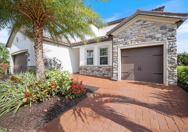 Photo 3 of Single family home for sale at 12120 Gannett Pl, Bradenton, FL 34211 | MLS# A4699491 | Listing updated on 2026-09-27