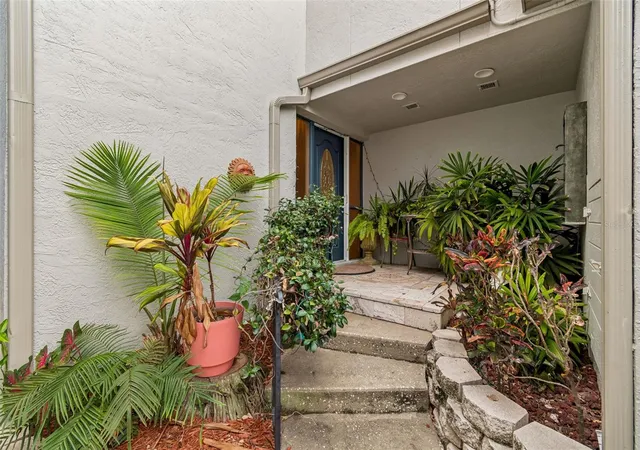 Photo 4 of Townhouse for sale at 820 Symphony Isles Blvd, Apollo Beach, FL 33572 | MLS# TB8527405 | Listing updated on 2026-10-06