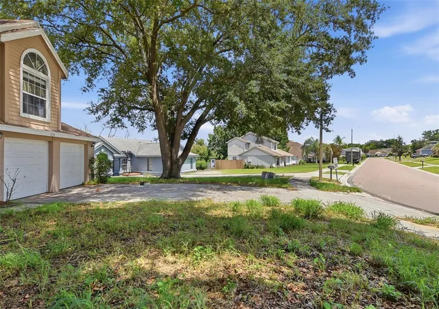 Photo 2 of Sale Pending at 5734 Grand Cyn Dr, Orlando, FL 32810 | MLS# O6423795 | Listing updated on 2026-09-11
