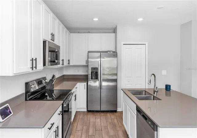 Photo 1 of Single family home for sale at 1104 Peach Crk Dr, Osteen, FL 32764 | MLS# V4950137 | Listing updated on 2026-09-15