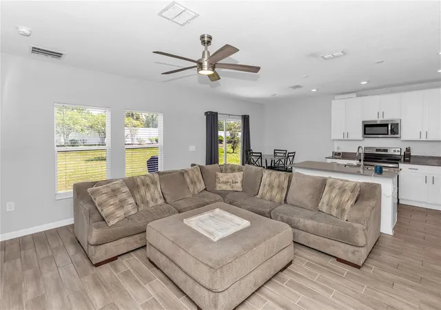Photo 2 of Single family home for sale at 1104 Peach Crk Dr, Osteen, FL 32764 | MLS# V4950137 | Listing updated on 2026-09-15