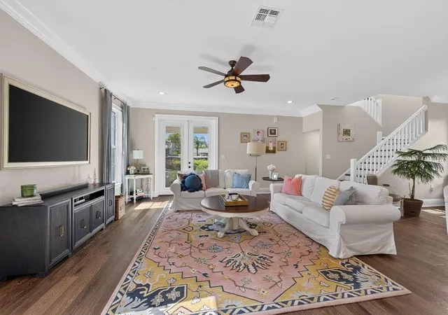 Photo 3 of Single family home for sale at 626 35th Avenue N, Saint Petersburg, FL 33704 | MLS# TB8527821 | Listing updated on 2026-09-13
