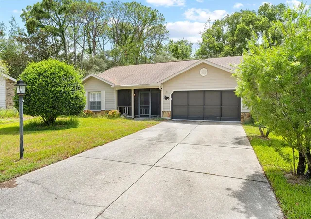 Photo 1 of Single family home for sale at 2629 Imperial Pine Dr, Spring Hill, FL 34606 | MLS# W7887534 | Listing updated on 2026-09-25