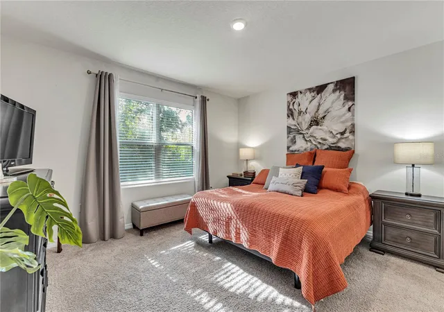 Photo 3 of Single family home for sale at 345 Pelham Park Dr, Deland, FL 32720 | MLS# R4911626 | Listing updated on 2026-09-27