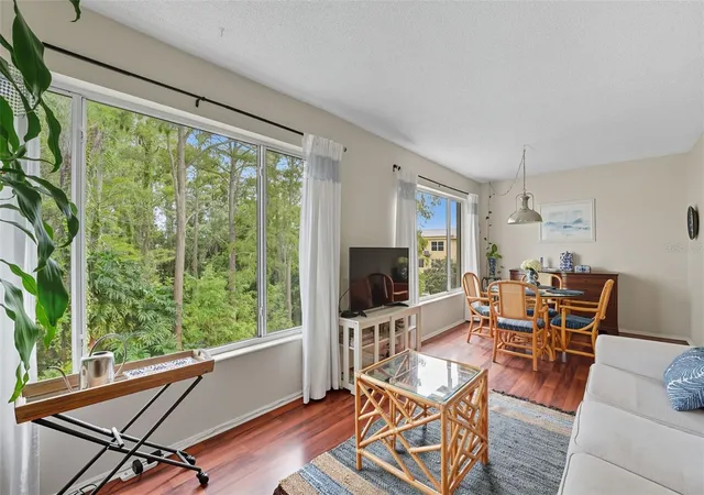 Listing Photo 4 - Condo for sale in building located at 2430 Florentine Wy, Clearwater, FL 33763 - Unit #56