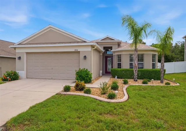 Photo 2 of Single family home for sale at 10114 Ives Loop, Hudson, FL 34667 | MLS# W7887545 | Listing updated on 2026-09-13