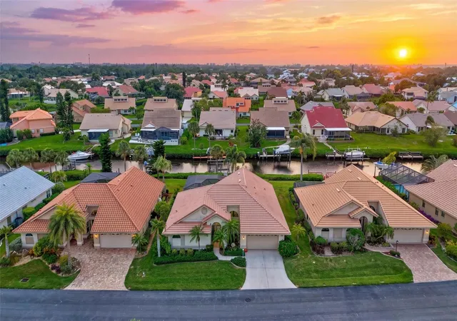 Photo 1 of Single family home for sale at 103 Inlets Blvd #103, Nokomis, FL 34275 | MLS# A4699671 | Listing updated on 2026-09-28
