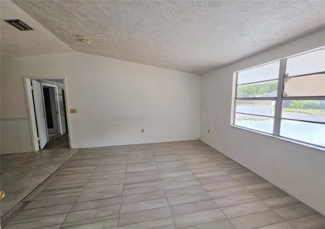 Photo 3 of Sale Pending at 4037 Las Vegas Dr, New Port Richey, FL 34653 | MLS# TB8528156 | Listing updated on 2026-09-23