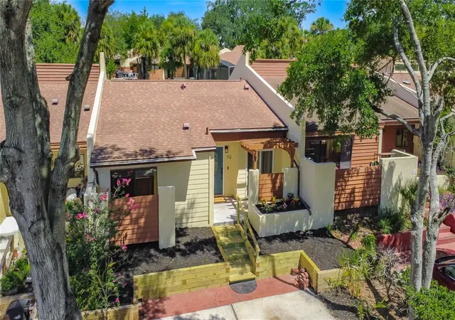 Photo 4 of House for sale at 712 Teal Ln, Altamonte Springs, FL 32701 | MLS# S5153533 | Listing updated on 2026-10-10