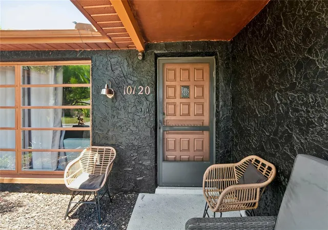 Photo 4 of Single family home for sale at 10120 Glen Moor Ln, Port Richey, FL 34668 | MLS# TB8528293 | Listing updated on 2026-10-02