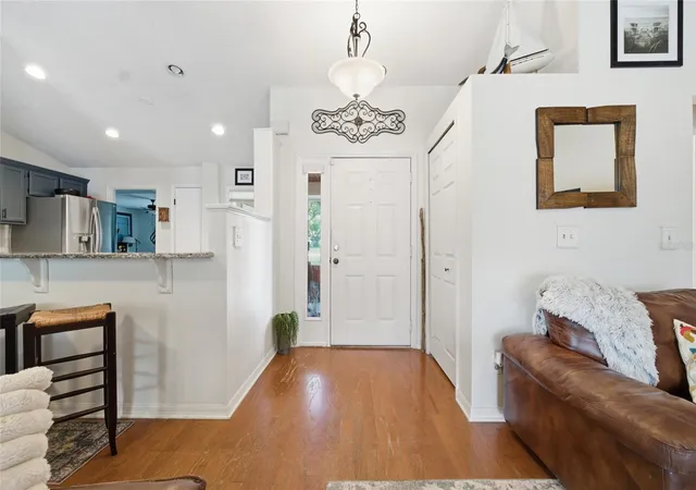 Photo 4 of Single family home for sale at 17522 Hillside Dr, Montverde, FL 34756 | MLS# G5114938 | Listing updated on 2026-10-01