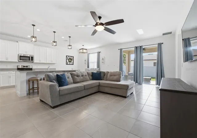 Photo 2 of Single family home for sale at 180 Jensen Dr, Groveland, FL 34736 | MLS# G5114945 | Listing updated on 2026-09-12