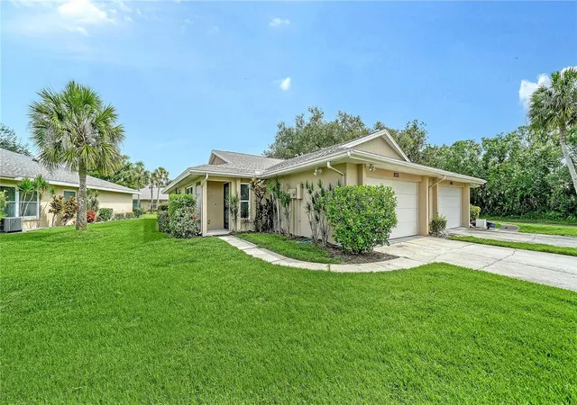 Photo 1 of Single family home for sale at 5689 Evergreen Dr #18, Sarasota, FL 34233 | MLS# A4699799 | Listing updated on 2026-09-11