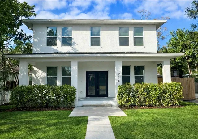 Photo 1 of Single family home for sale at 1039 53rd Avenue N, St Petersburg, FL 33703 | MLS# TB8528660 | Listing updated on 2026-09-30