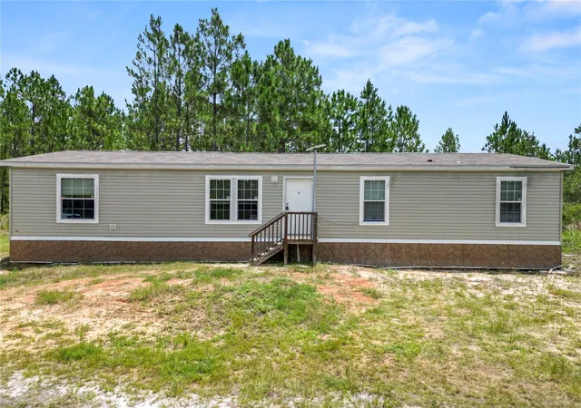 Photo 3 of Manufactured home for sale at 3450 Salyers Rd, Clermont, FL 34714 | MLS# L4963472 | Listing updated on 2026-10-15