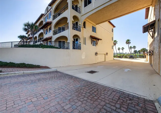 Listing Photo 5 - Condo for sale in building located at 2450 N Ocean Shore Blvd, Flagler Beach, FL 32136 - Unit #115