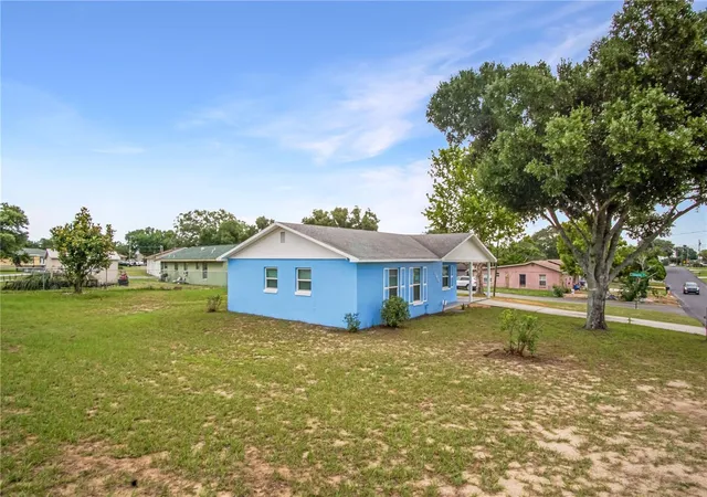 Photo 2 of Single family home for sale at 1000 Valencia Ave, Haines City, FL 33844 | MLS# P4939304 | Listing updated on 2026-09-10