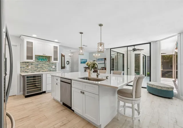 Photo 3 of Single family home for sale at 4627 Trails Dr, Sarasota, FL 34232 | MLS# A4699854 | Listing updated on 2026-10-07