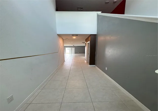 Photo 3 of Single family home for sale at 36569 Smithfield Ln, Zephyrhills, FL 33541 | MLS# A4699856 | Listing updated on 2026-09-11