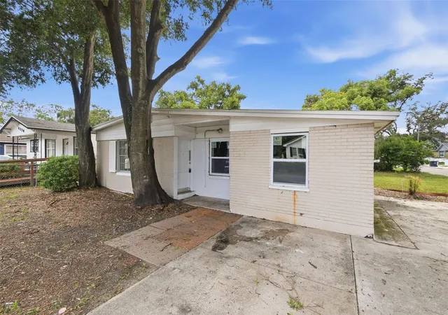 Photo 3 of Single family home for sale at 4222 N 14th Street, Tampa, FL 33603 | MLS# O6425010 | Listing updated on 2026-10-29