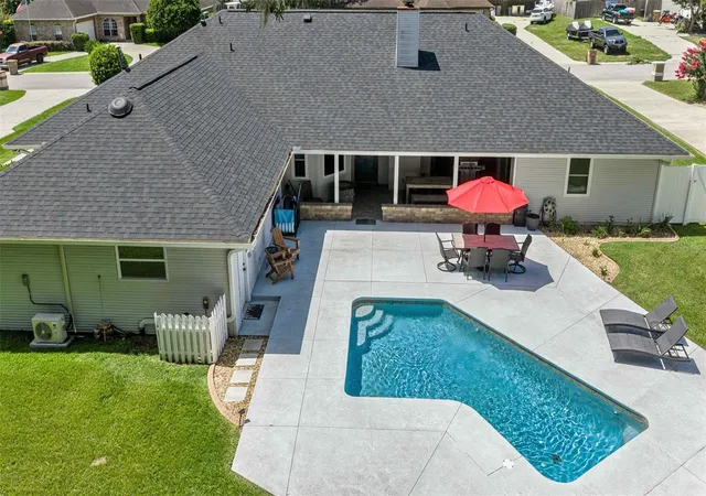 Photo 4 of Single family home for sale at 2611 SE 27 Street, Ocala, FL 34471 | MLS# OM728454 | Listing updated on 2026-09-22