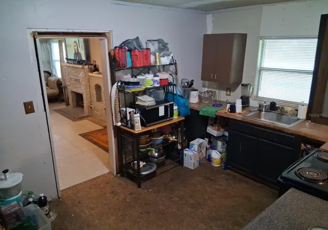 Photo 3 of Single family home for sale at 5741 Nw 191st Place, Reddick, FL 32686 | MLS# TB8529213 | Listing updated on 2026-09-11