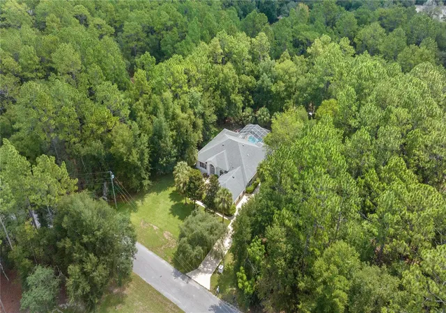 Photo 2 of Single family home for sale at 18293 Sw 75th Loop, Dunnellon, FL 34432 | MLS# OM728485 | Listing updated on 2026-09-24