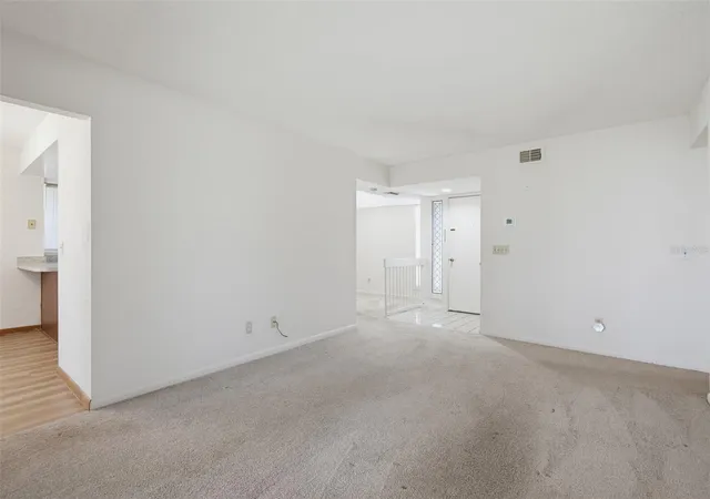 Photo 3 of Sale Pending at 7 Mid Pines Cir, Palm Coast, FL 32137 | MLS# FC319969 | Listing updated on 2026-09-24