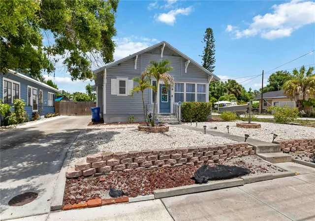 Photo 1 of Single family home for sale at 2314 7th Avenue W, Bradenton, FL 34205 | MLS# A4700058 | Listing updated on 2026-09-18
