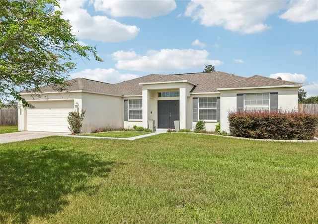 Photo 2 of Single family home for sale at 2206 Wooden Shoe Wy, Plant City, FL 33567 | MLS# TB8529534 | Listing updated on 2026-09-22
