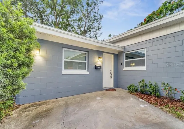 Photo 3 of Single family home for sale at 1318 Terre Cia Ave, Orlando, FL 32807 | MLS# S5153787 | Listing updated on 2026-09-26