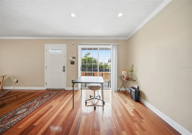 Photo 4 of Condo for sale at 4890 Conway Rd #66, Orlando, FL 32812 | MLS# O6425403 | Listing updated on 2026-09-22