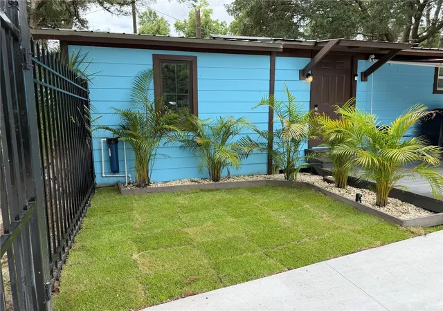 Photo 1 of Multi family home for sale at 416 Sw 5th Street, Chiefland, FL 32626 | MLS# W7887690 | Listing updated on 2026-09-15