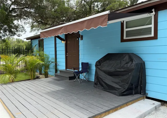 Listing Photo 4 - Condo for sale in building located at 416 SW 5th St, CHIEFLAND, FL 32626