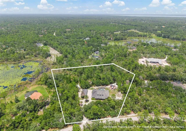 Photo 3 of Single family home for sale at 450 Valley Strm Dr, Geneva, FL 32732 | MLS# O6425573 | Listing updated on 2026-09-15