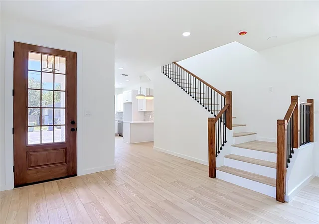Photo 4 of Single family home for sale at 2410 E 20th Avenue, Tampa, FL 33605 | MLS# TB8529743 | Listing updated on 2026-09-11