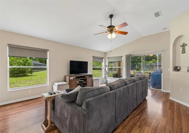 Photo 3 of Single family home for sale at 20942 Sunsweet Ct, Land O Lakes, FL 34637 | MLS# TB8529748 | Listing updated on 2026-10-22
