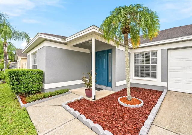 Photo 3 of Single family home for sale at 11026 Streamside Dr, Tampa, FL 33624 | MLS# L4963568 | Listing updated on 2026-09-15