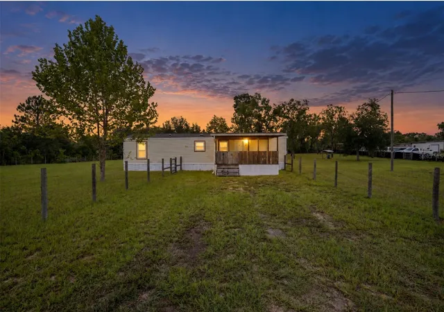 Manufactured home for sale at 12551 NE 14th Street, Williston, FL 32696 | MLS# OM728647 | Listing updated on 2026-09-09