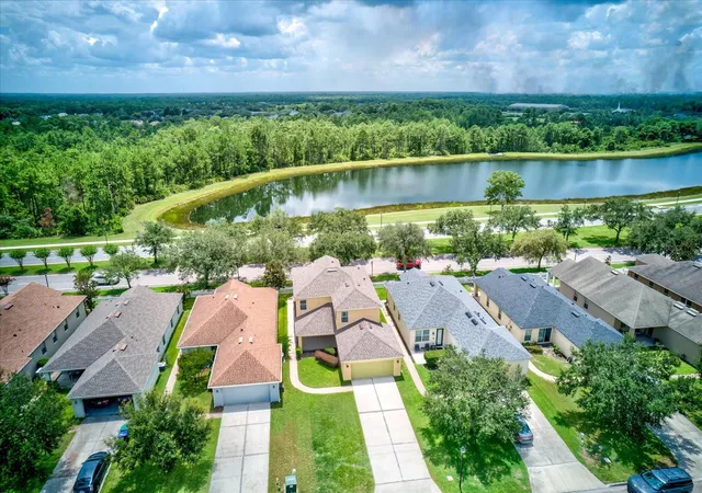 Photo 3 of Single family home for sale at 2463 Lacerta Dr, Orlando, FL 32828 | MLS# O6425991 | Listing updated on 2026-09-12
