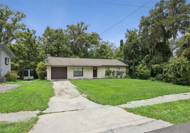 Photo 3 of Single family home for sale at 397 S Orange Ave, Orange City, FL 32763 | MLS# O6426211 | Listing updated on 2026-09-13