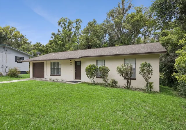 Photo 4 of Single family home for sale at 397 S Orange Ave, Orange City, FL 32763 | MLS# O6426211 | Listing updated on 2026-09-13