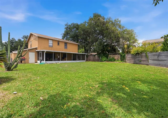 Photo 4 of Single family home for sale at 15806 Pennington Rd, Tampa, FL 33624 | MLS# TB8530499 | Listing updated on 2026-09-12