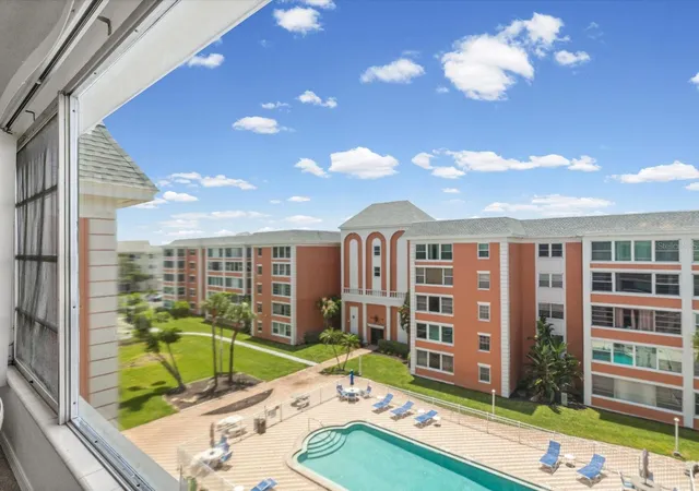 Condo for sale at 6800 20th Avenue N #503, Saint Petersburg, FL 33710 | MLS# TB8530519