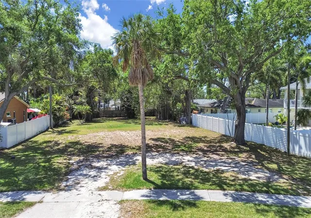 Photo 1 of Land for sale at 5438 Byp Grande Blvd Ne, Saint Petersburg, FL 33703 | MLS# G5115264 | Listing updated on 2026-09-11