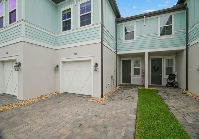 Photo 3 of Townhouse for sale at 2465 Foggy Crk Cir, Clearwater, FL 33764 | MLS# TB8530608 | Listing updated on 2026-09-15