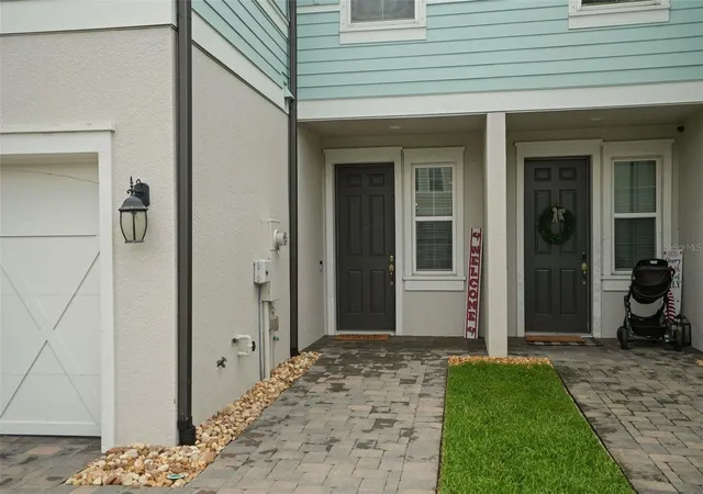 Photo 3 of Townhouse for sale at 2465 Foggy Crk Cir, Clearwater, FL 33764 | MLS# TB8530608 | Listing updated on 2026-09-15