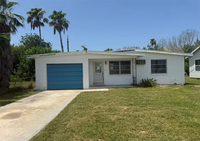 Photo 1 of Single family home for sale at 14054 Vivian Drive, Madeira Beach, FL 33708 | MLS# TB8530616 | Listing updated on 2026-10-14