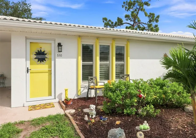 Photo 2 of Condo for sale at 510 Circlewood Dr #P1-2, Venice, FL 34293 | MLS# C7528554 | Listing updated on 2026-09-14