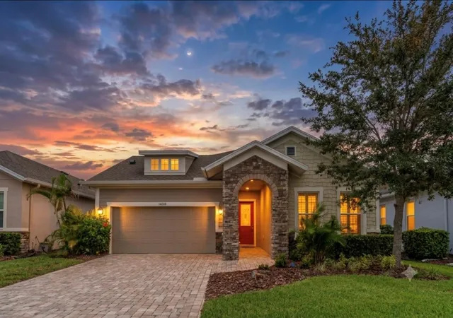 Photo 1 of Single family home for sale at 14008 Swallow Hl Dr, Lithia, FL 33547 | MLS# TB8530699 | Listing updated on 2026-09-27